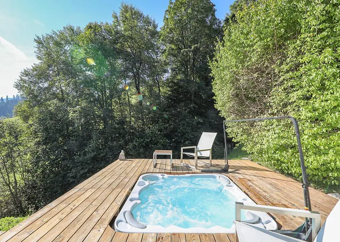 Chalet Bockberg - Ski In & Out, Jacuzzi Sauna, Bergblick - By One Villas Kitzbühel