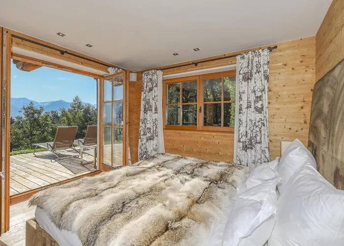 Chalet Bockberg - Ski In & Out, Jacuzzi Sauna, Bergblick - By One Villas Chalet Kitzbühel