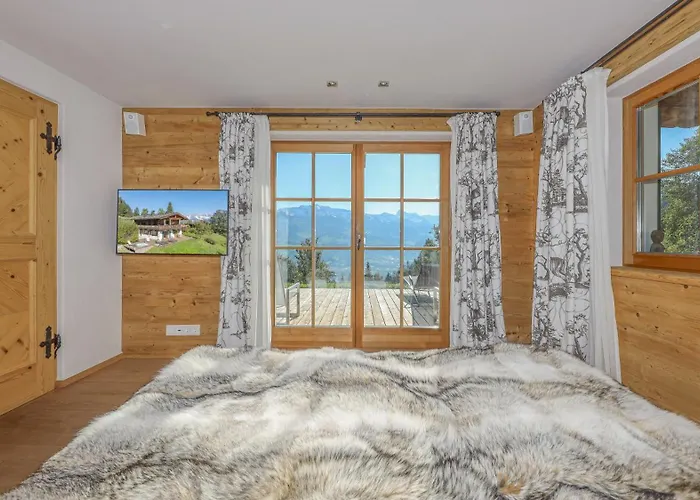 Chalet Bockberg - Ski In & Out, Jacuzzi Sauna, Bergblick - By One Villas