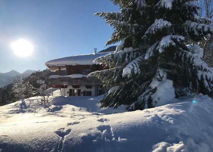 Chalet Bockberg - Ski In & Out, Jacuzzi Sauna, Bergblick - By One Villas